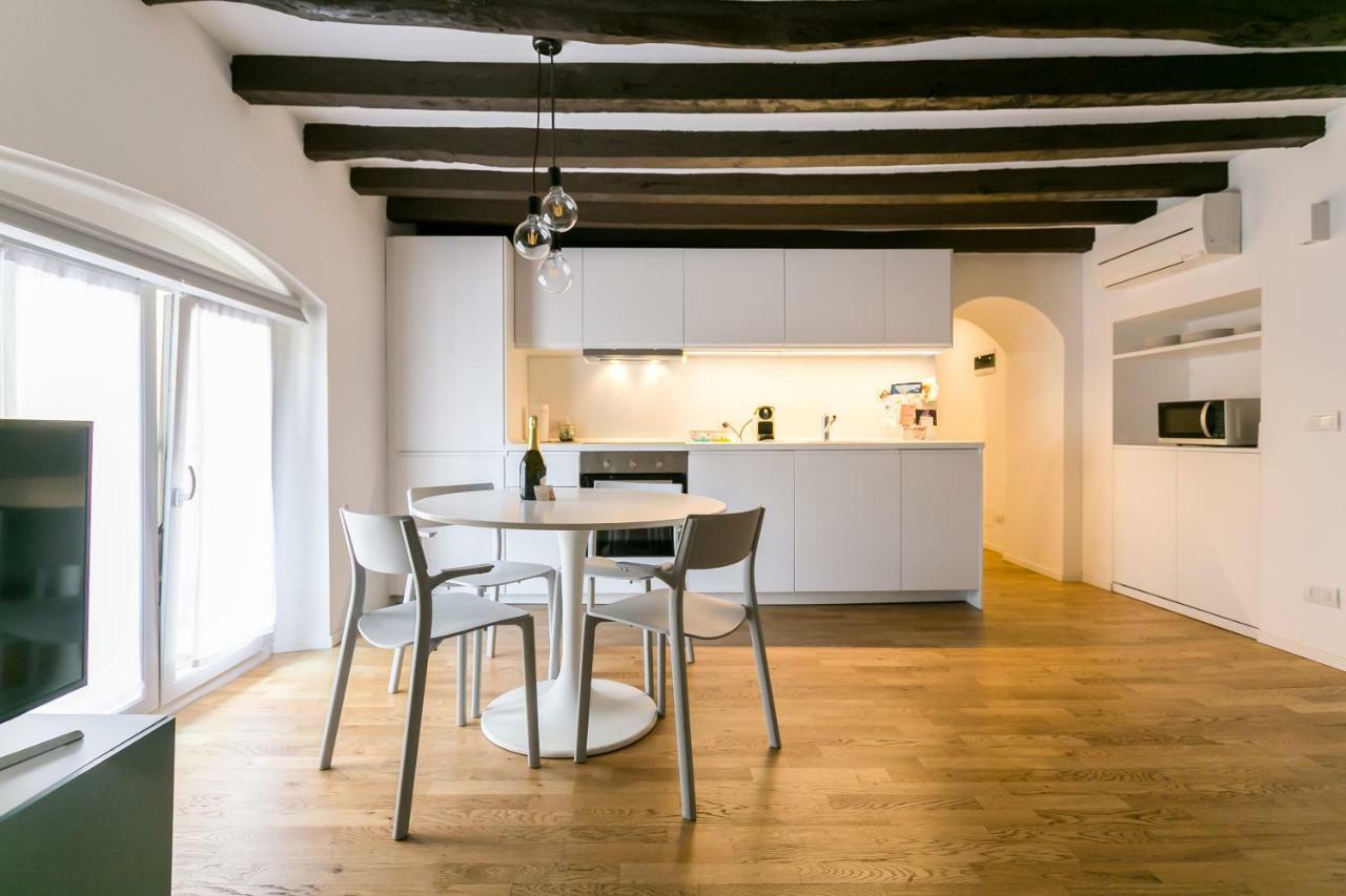 Milano Apartments Mortara Kültér fotó